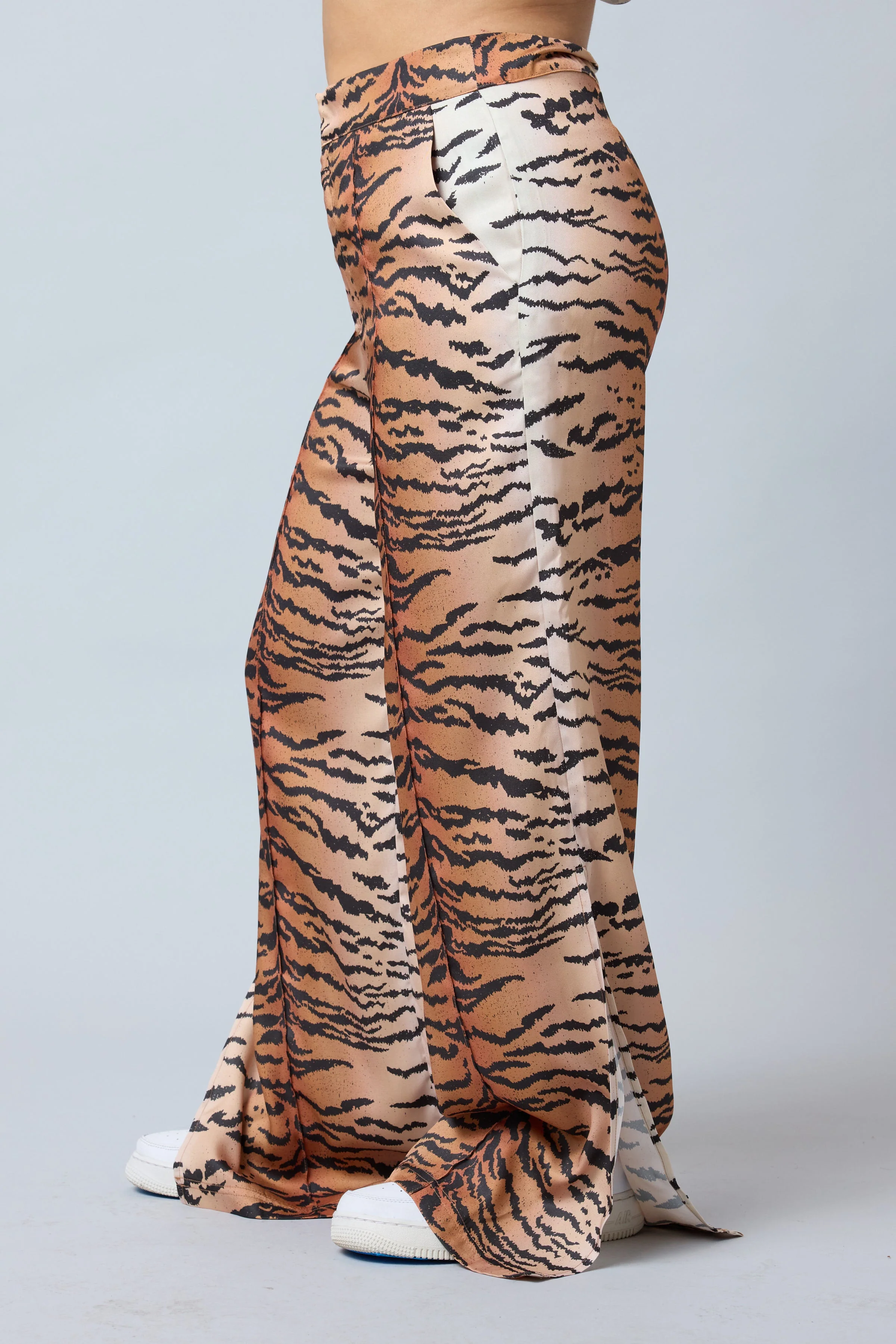 Eartha Lounge Pant - Image 4