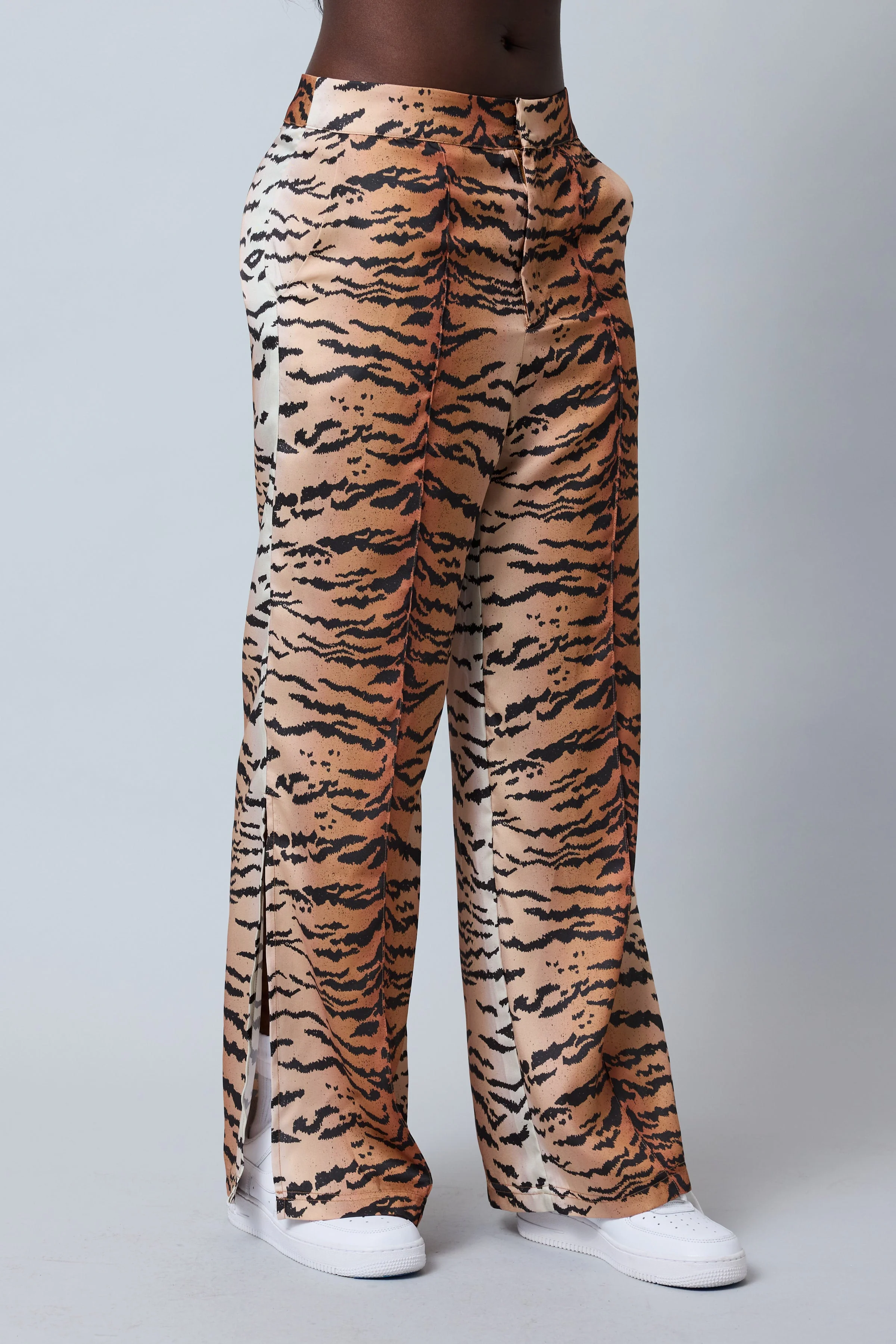 Eartha Lounge Pant - Image 8