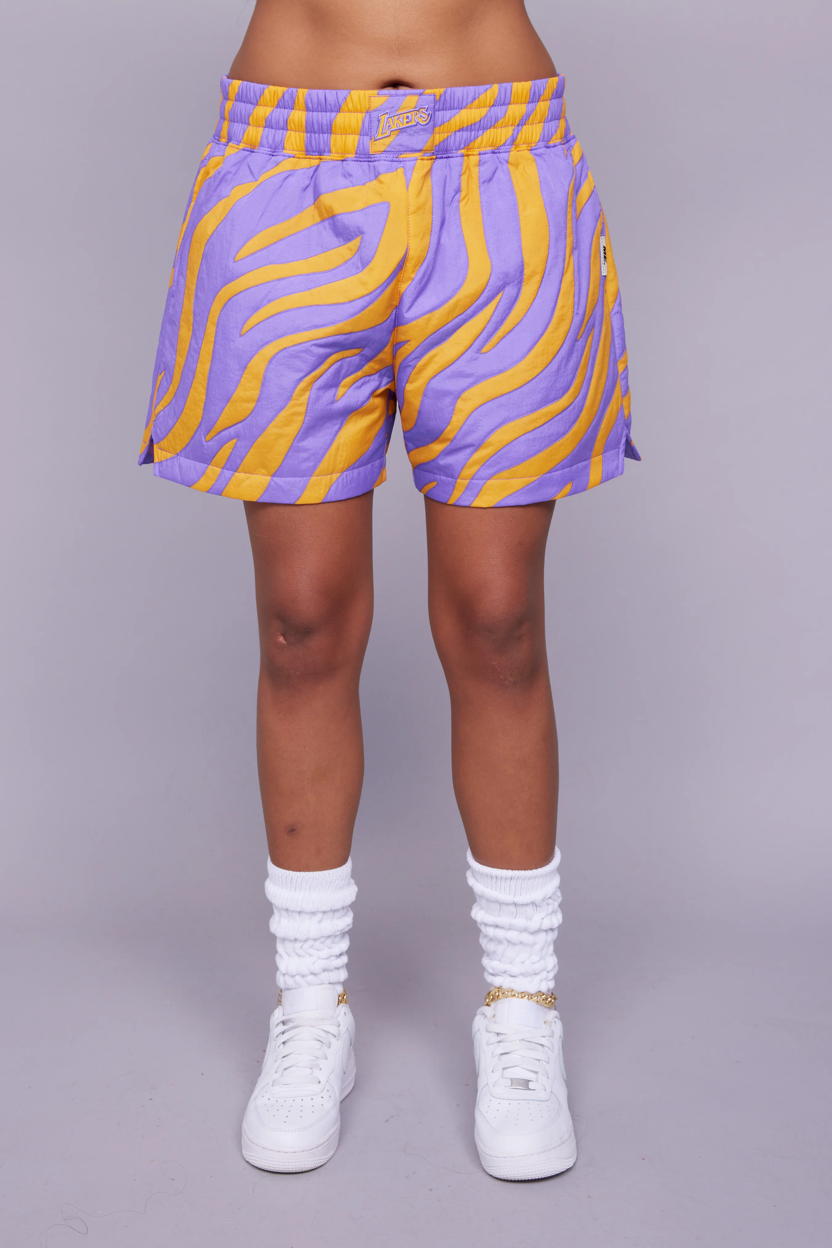 Lakers Nylon Quilted Puffer Short - Image 4