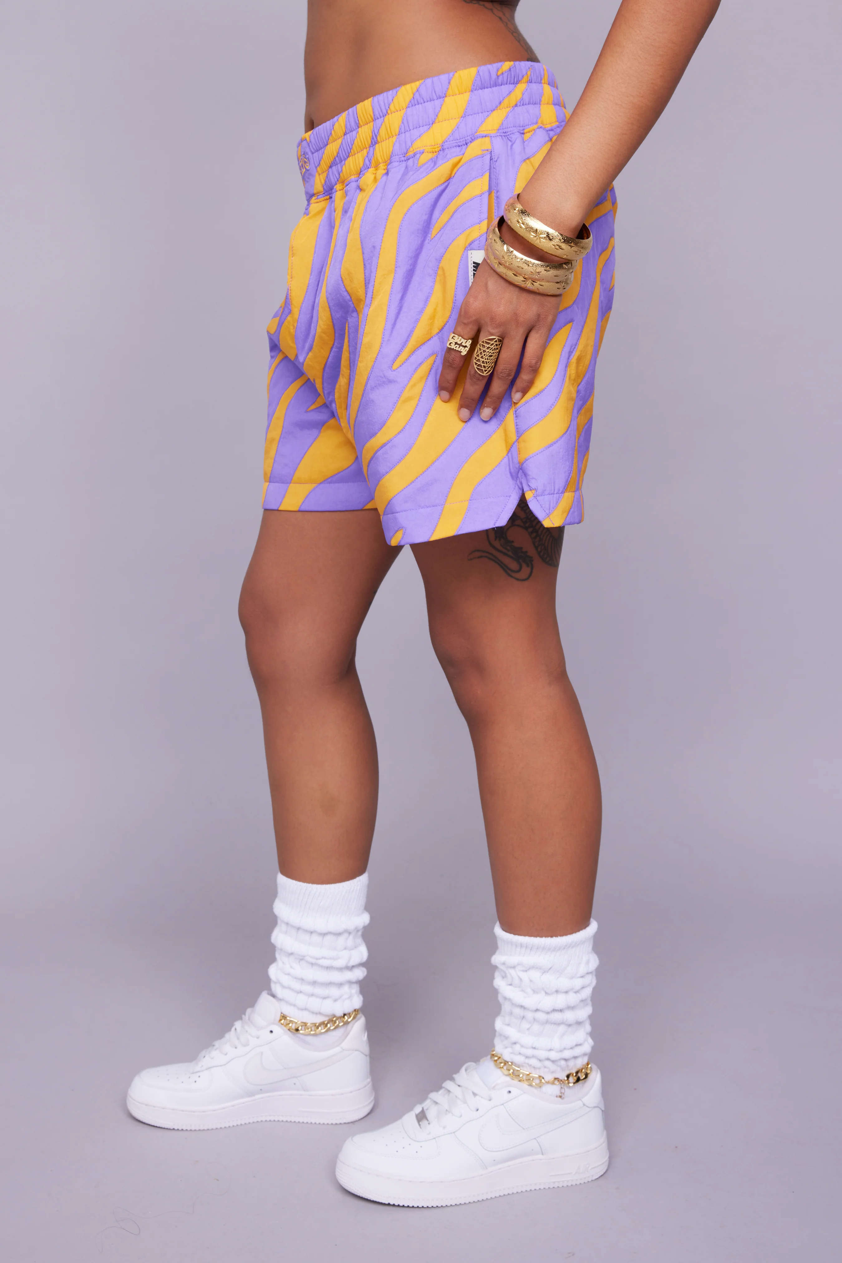 Lakers Nylon Quilted Puffer Short - Image 5