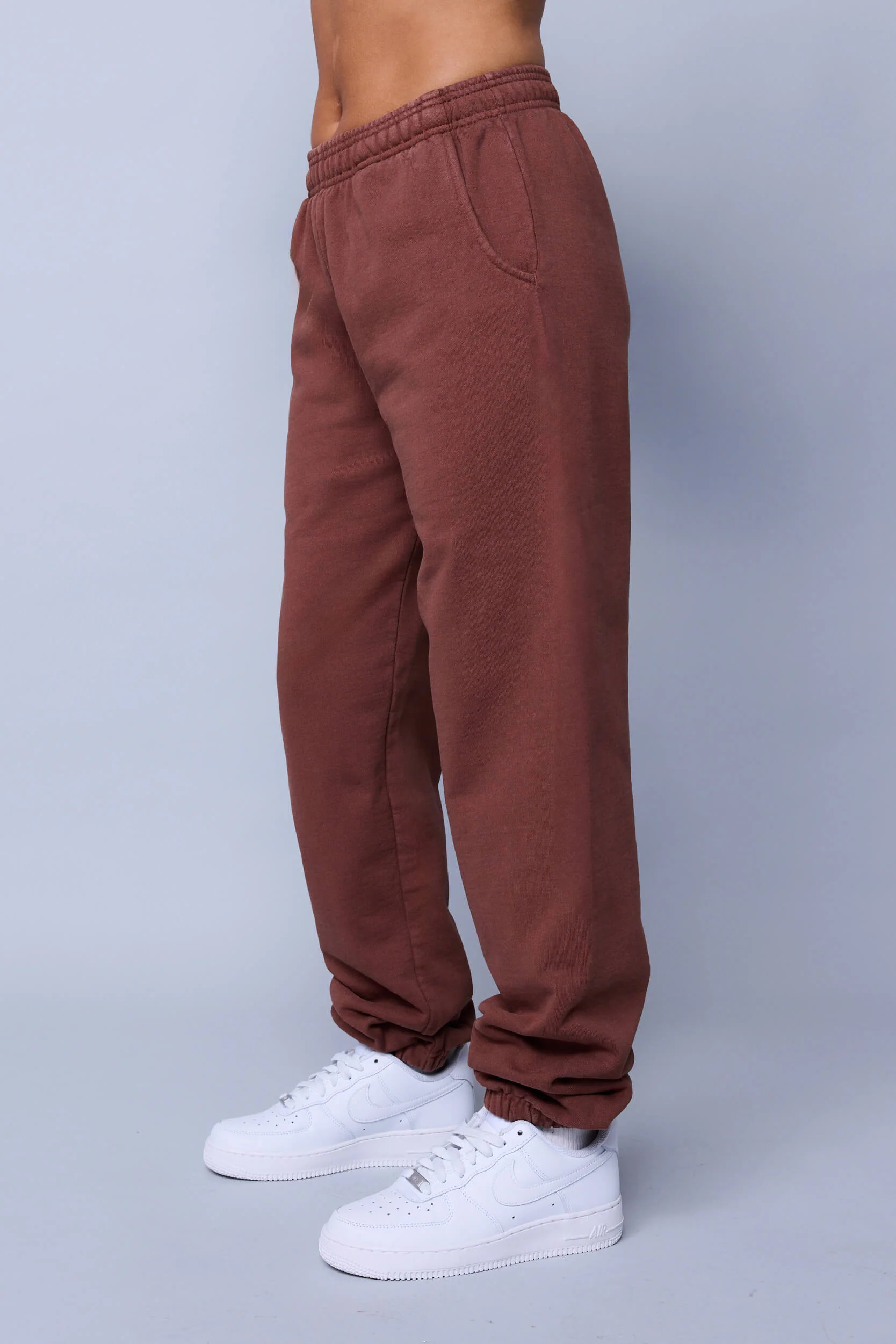 ME. Rose Sweatpant - Milk Chocolate - Image 4